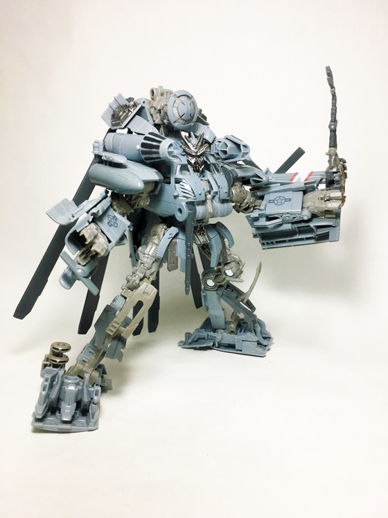 トランスフォーマー スタジオシリーズ ブラックアウト - -MIRABLO