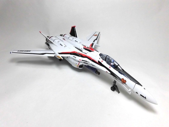 清*)様 177未開封　VF-25S 可変戦闘機 リニューアルVer. Amazon.co.jp: TAMASHII NATIONS DX超合金 VF-25S メサイア