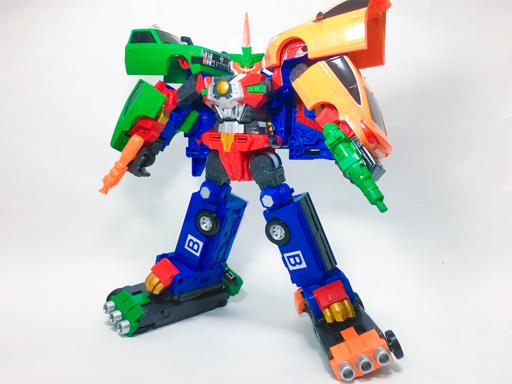 Amazon.co.jp: ハローカーボット ロードセイバー 変身ロボット