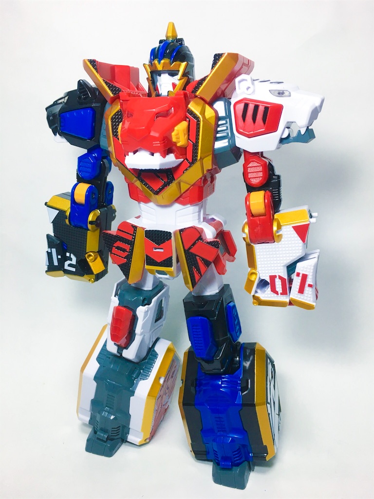 サンダーライオン ジオメカ トランスフォーマー メタルカードボット