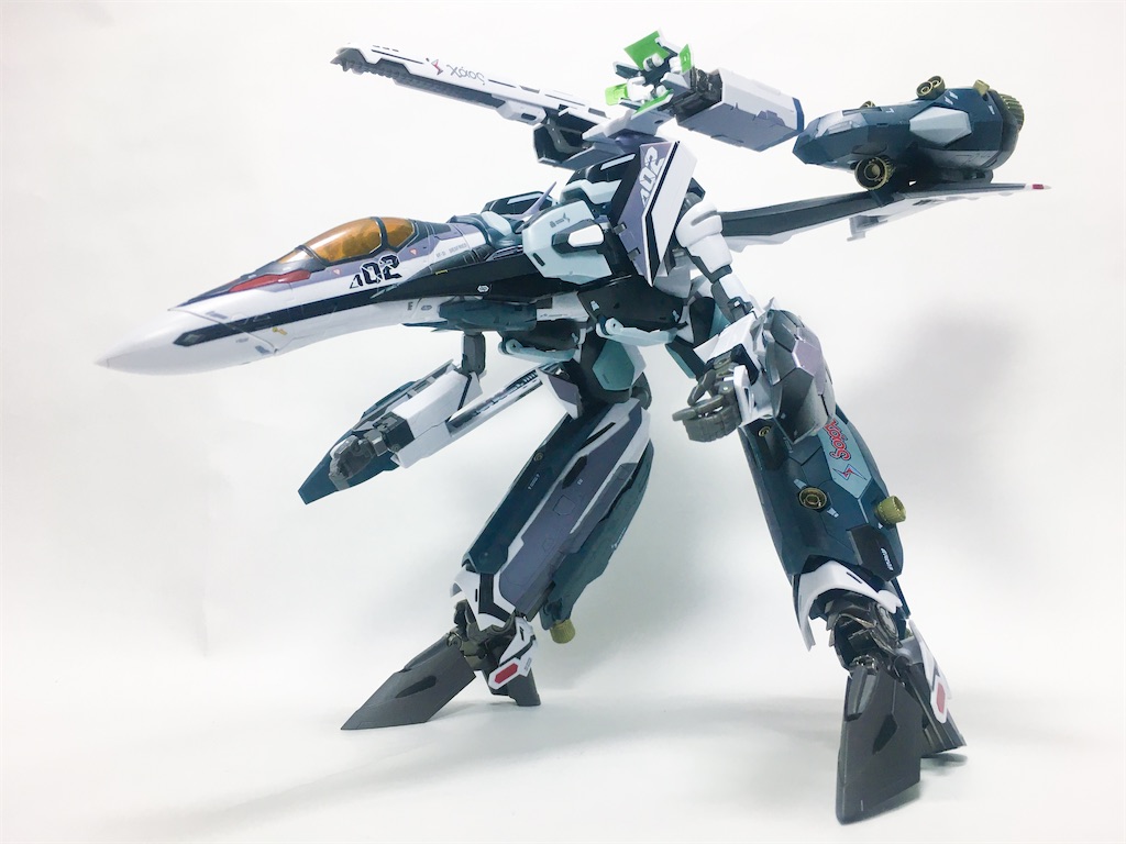 DX超合金 VF-31Fジークフリード（メッサー・イーレフェルト機