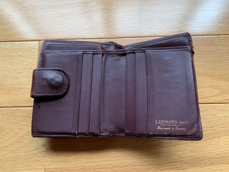 薄い財布】Cartolare（カルトラーレ） フラットウォレット を使って