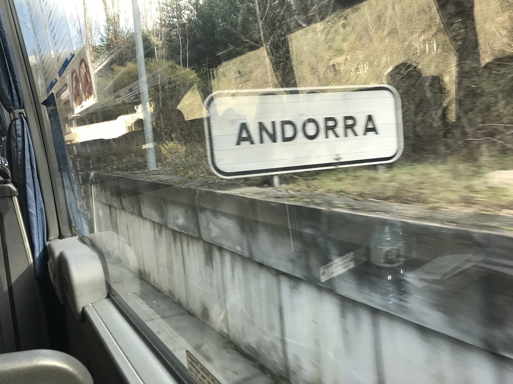 f:id:misiu_teddy:20181126072415j:plain:h200 f:id:misiu_teddy:20181126072415j:plain:h200