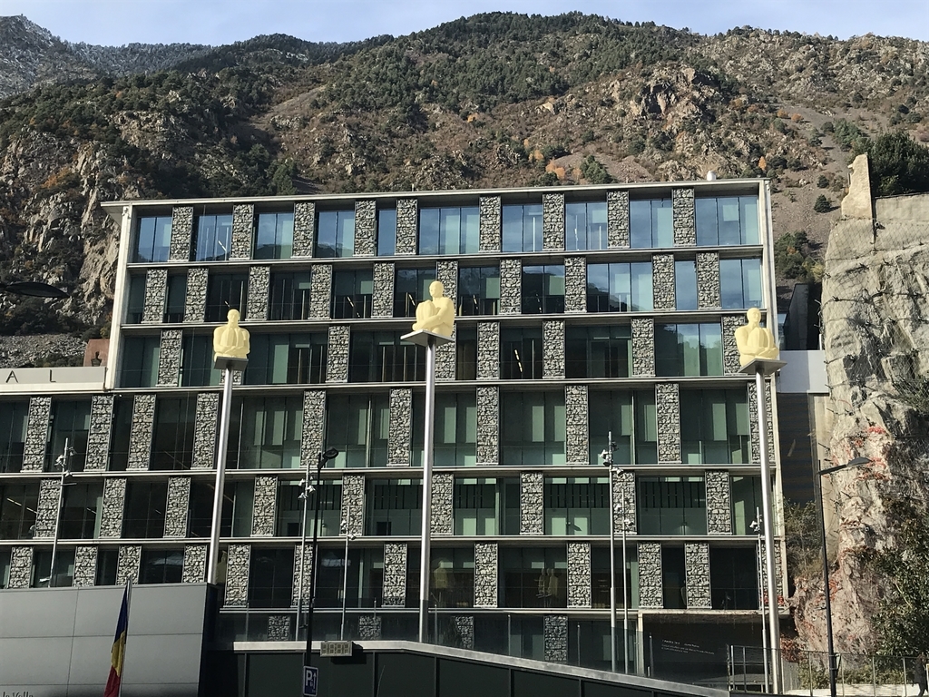 f:id:misiu_teddy:20181126080432j:plain:h200