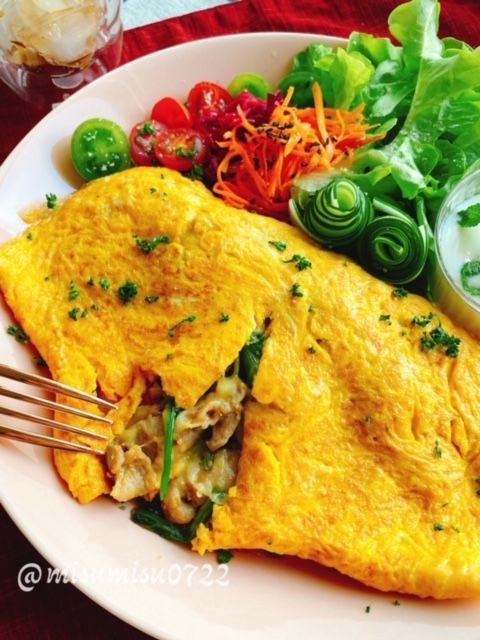 豚肉とほうれん草のマスタード炒めチーズオムレツ 動画レシピ お砂糖味醂なし生活 ほっこりおうちごはん