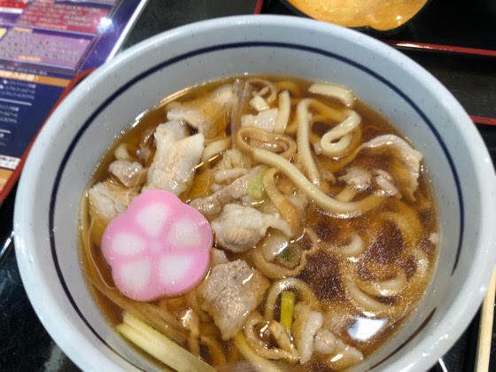 えさし藤原の郷のレストランで食べた白金豚のうどん