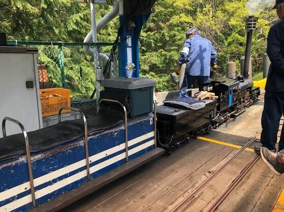 大井松田にある西平畑公園のミニSL