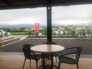 南足柄の道の駅金太郎のふるさとにあるテラス席