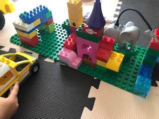3才の子供がレゴデュプロで作った作品