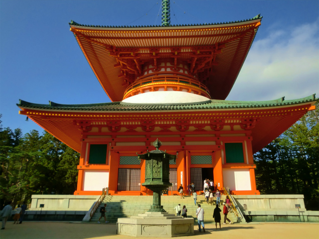 根本大塔