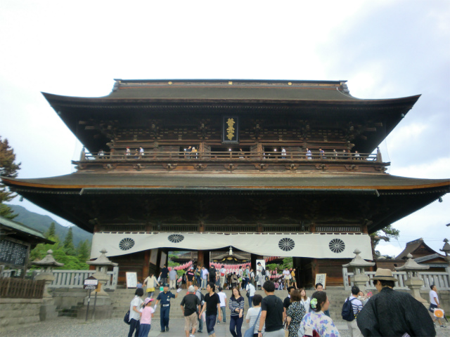長野の観光にオススメ!善光寺