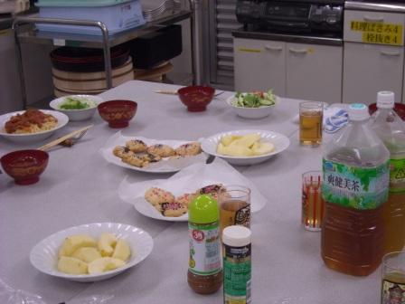 f:id:mitsubachi-club:20101202201025j:image f:id:mitsubachi-club:20101202201025j:image