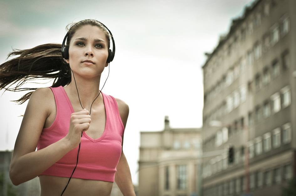 ランニング ジョギング マラソン中に聞きたいオススメのアニソン選 走り出した足が止まらない