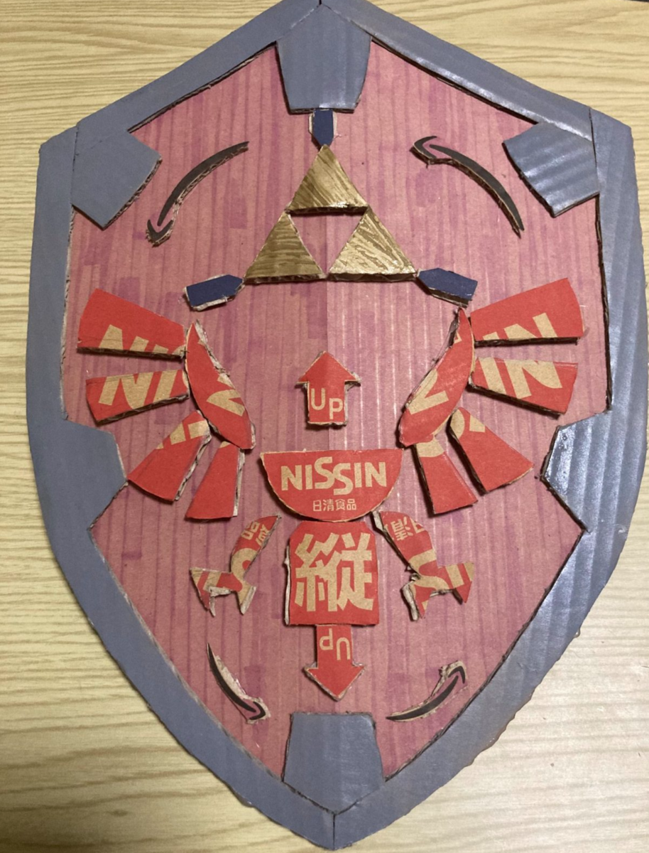 勇者の盾 段ボール