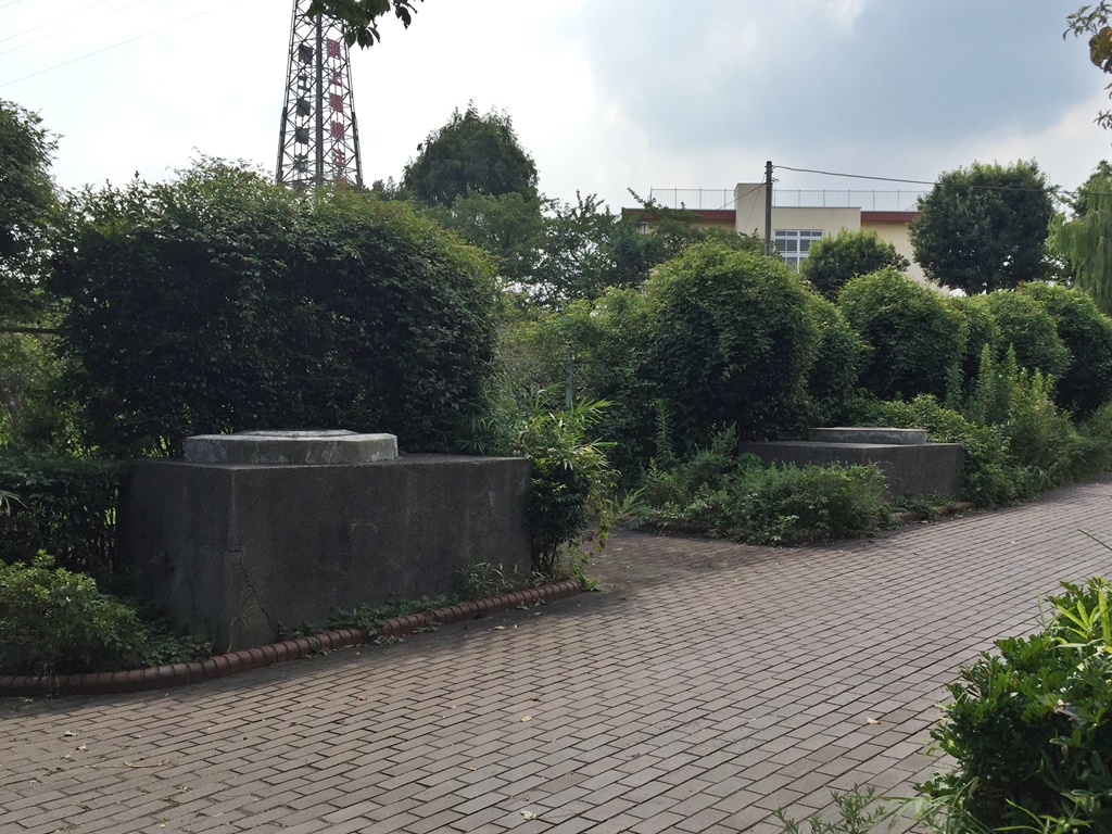 f:id:miwa3k:20161017204130j:plain f:id:miwa3k:20161017204130j:plain