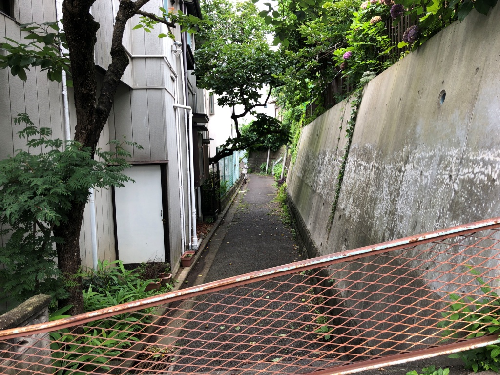f:id:miwa3k:20200430134601j:plain f:id:miwa3k:20200430134601j:plain