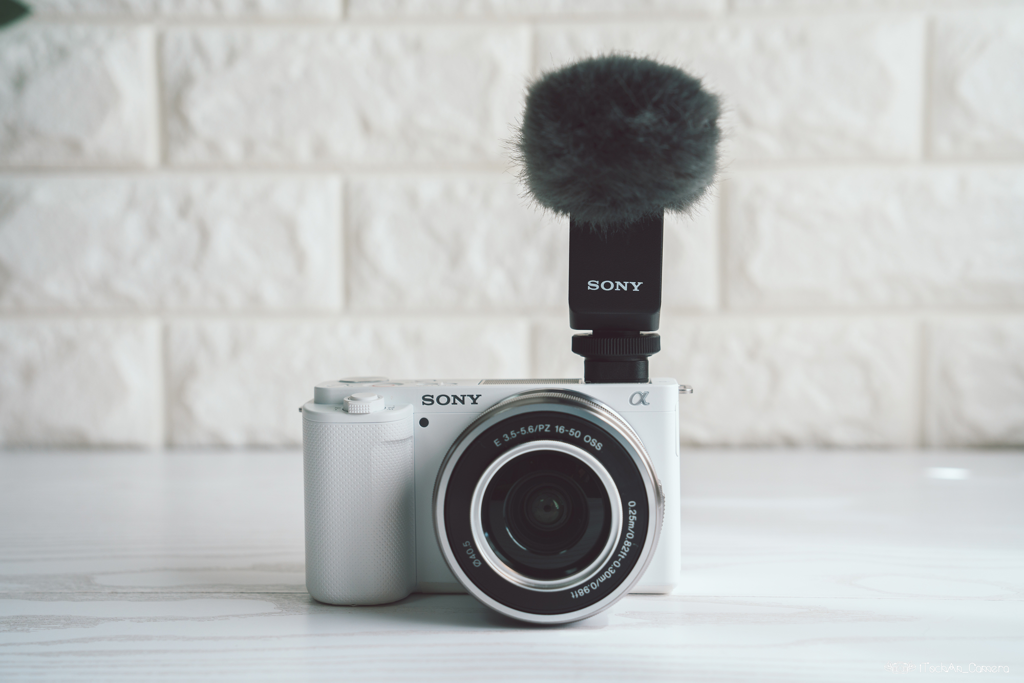 SONY ECM-B10 ショットガンマイク ウィンドシールド付き SONY ECM-B10 ショットガンマイクロホン - 業務用撮影・映像