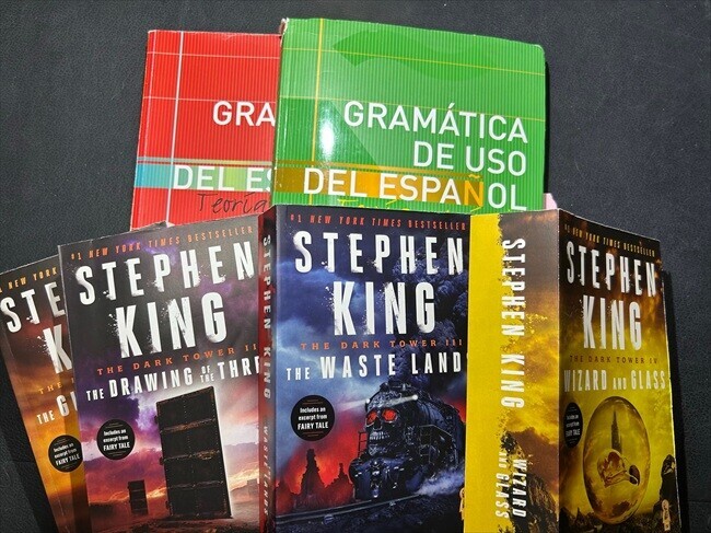 2025年のスペイン語学習に使ったテキストと本
