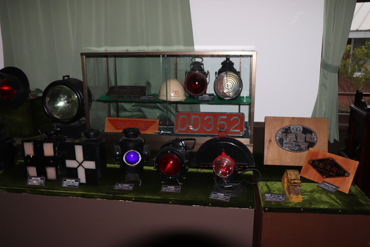 f:id:miyakoji-cityliner:20200417215928j:plain f:id:miyakoji-cityliner:20200417215928j:plain