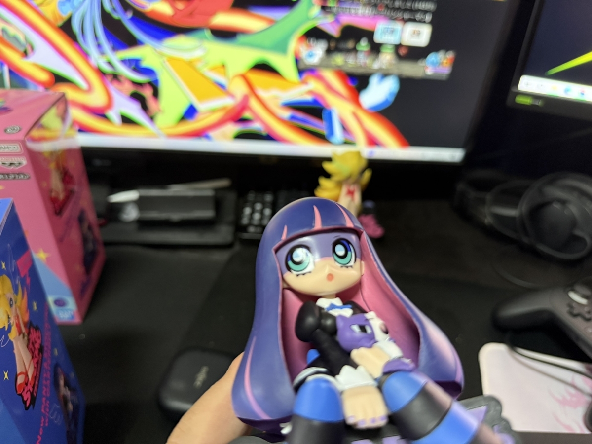 パンストのモニタートップフィギュアを入手した話。 - みやの隠れ家＋