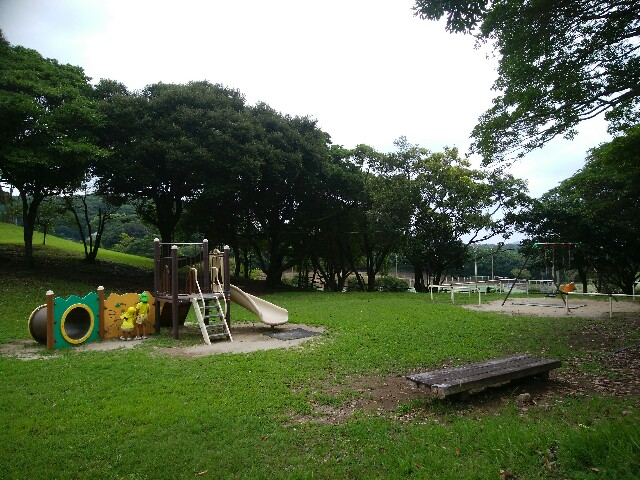 日向サンパーク遊具広場 海が見え 風が気持ち良い公園 みやざきろく