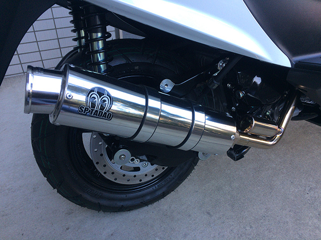 パーツレビュー Suzuki Burgman 200 Sp忠男マフラー Powerbox Full コンゴトモヨロシク
