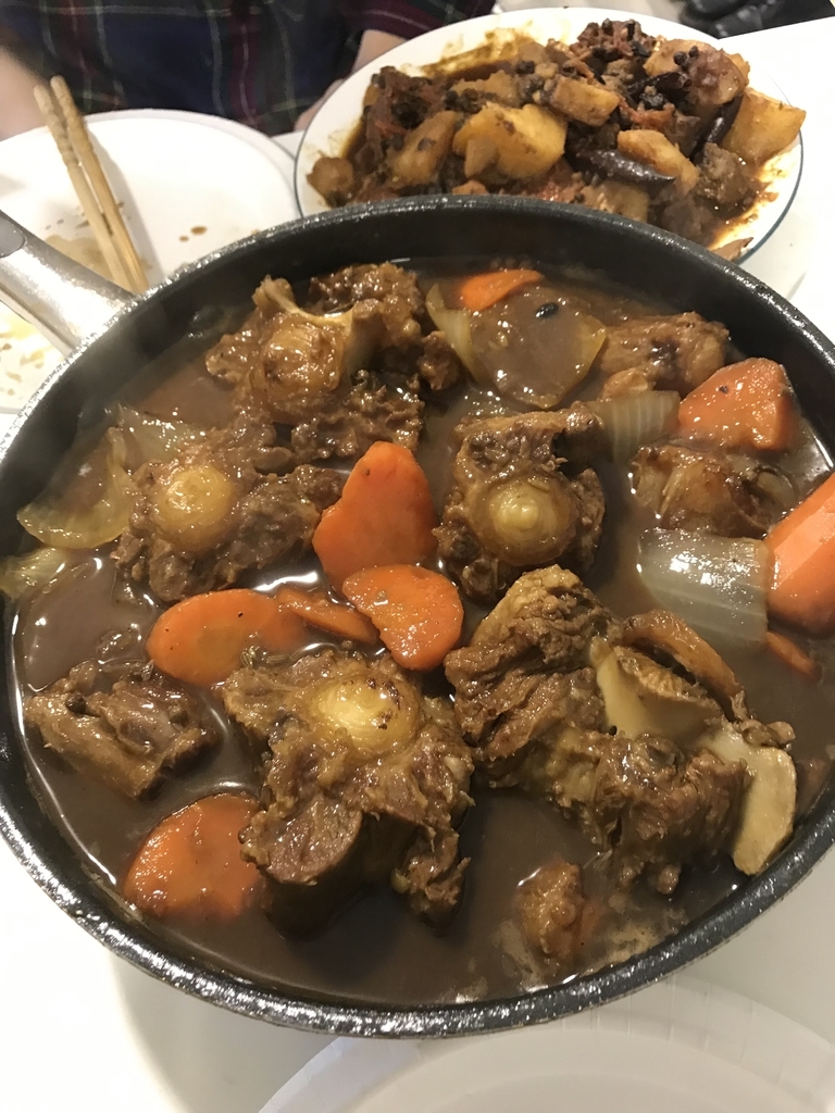 Oxtail の煮込み