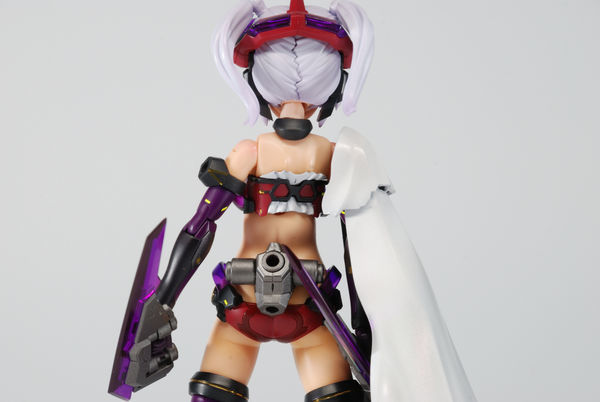 ﾋﾞｷﾆｱｰﾏｰとﾏﾝﾄ