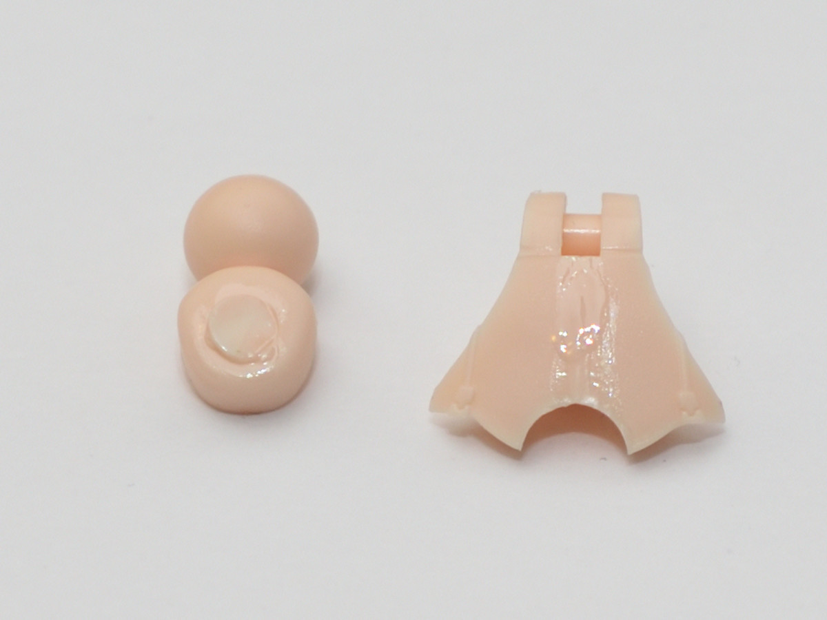 メガミデバイス 一条綾香の合わせ目消しとハイヒール製作をして