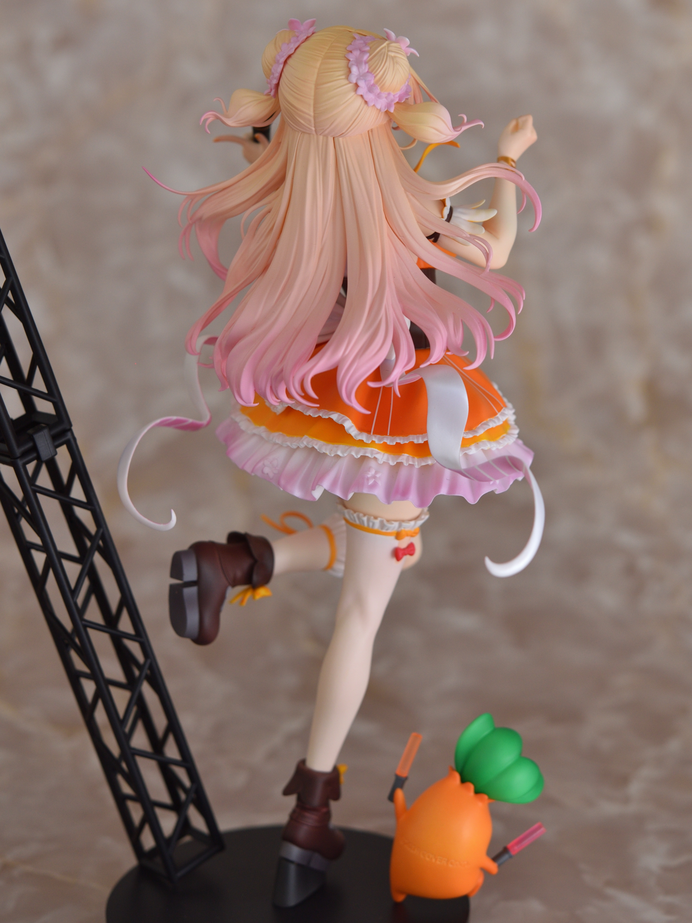 桃鈴ねね　ガレージキット
