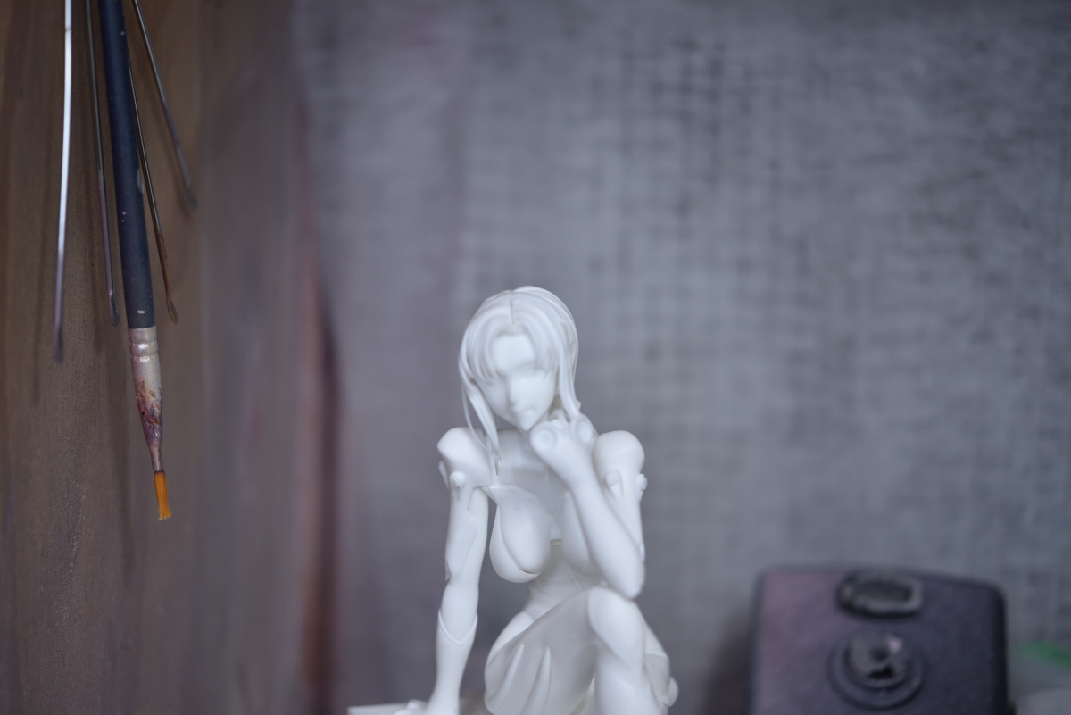 真希波・マリ・イラストリアス ガレージキット(VISPOさんの木箱