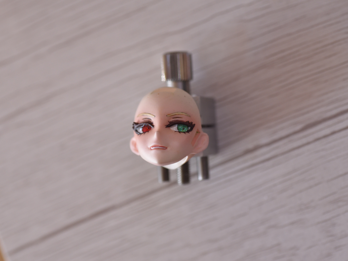 バーゲスト アイペイント