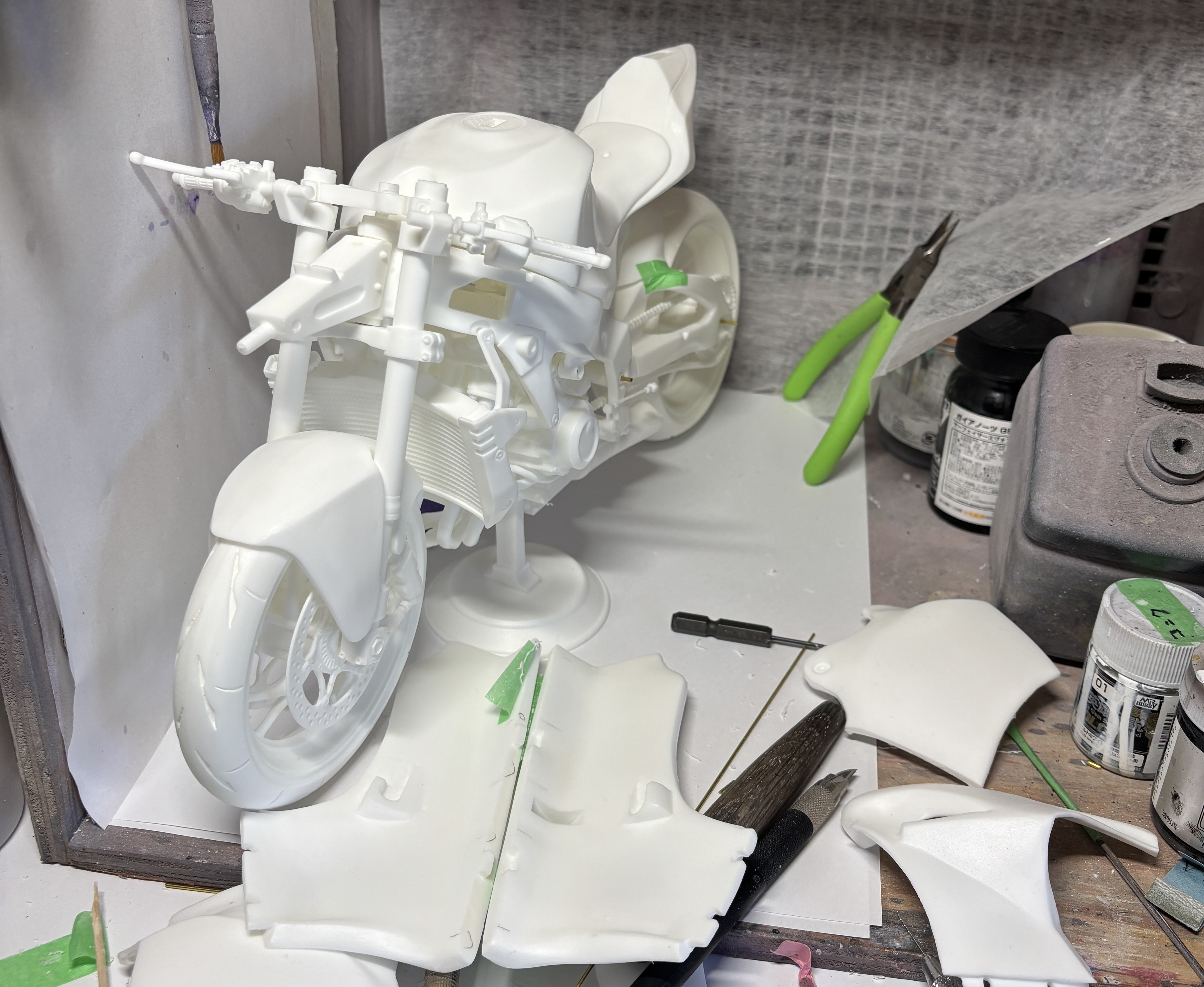 綾波レーシング　ガレージキット