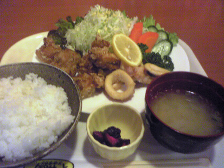 ぽけっと　からあげ定食