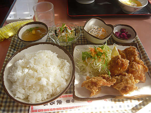 から揚げ定食 大盛　中華まるち