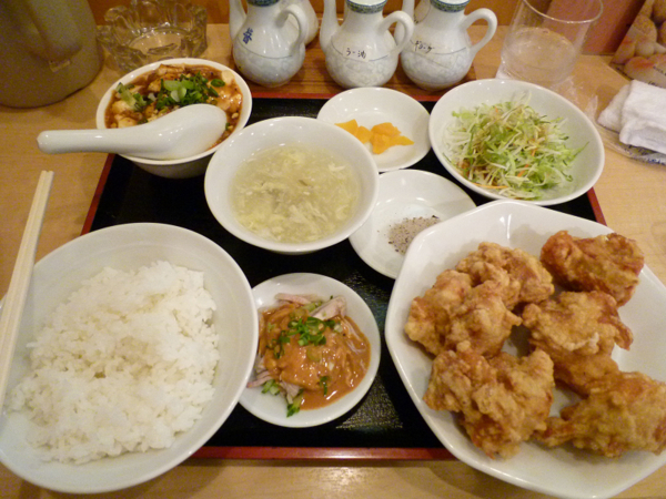 唐揚げ定食とミニ麻婆豆腐　中国料理 長城