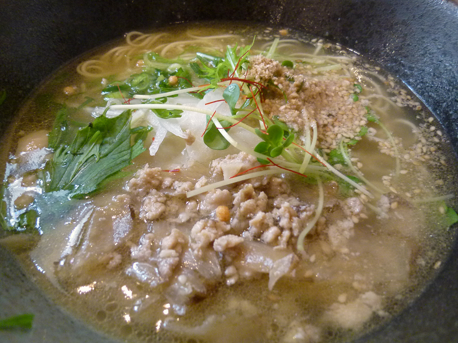 ごぼう鶏そばの塩　鶏そば本店