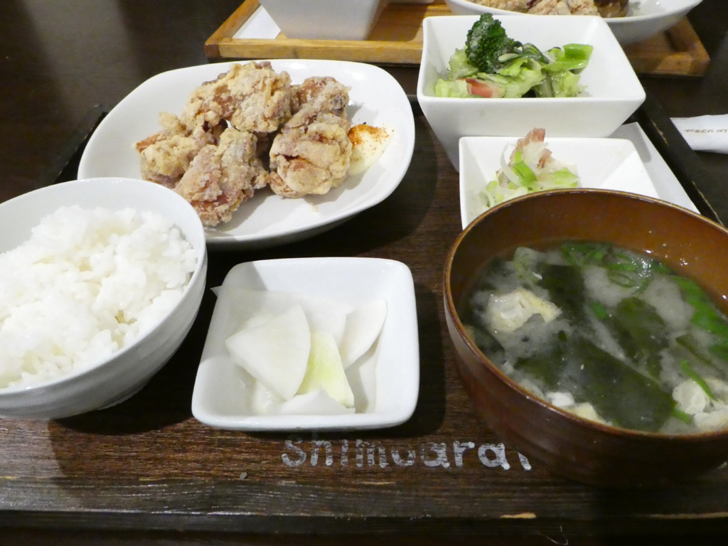 みずほ通り 喫茶でんえん