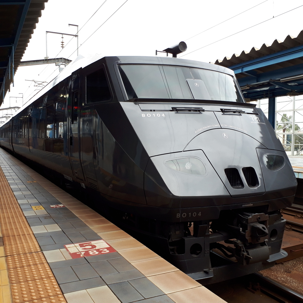 特急 にちりん 787系