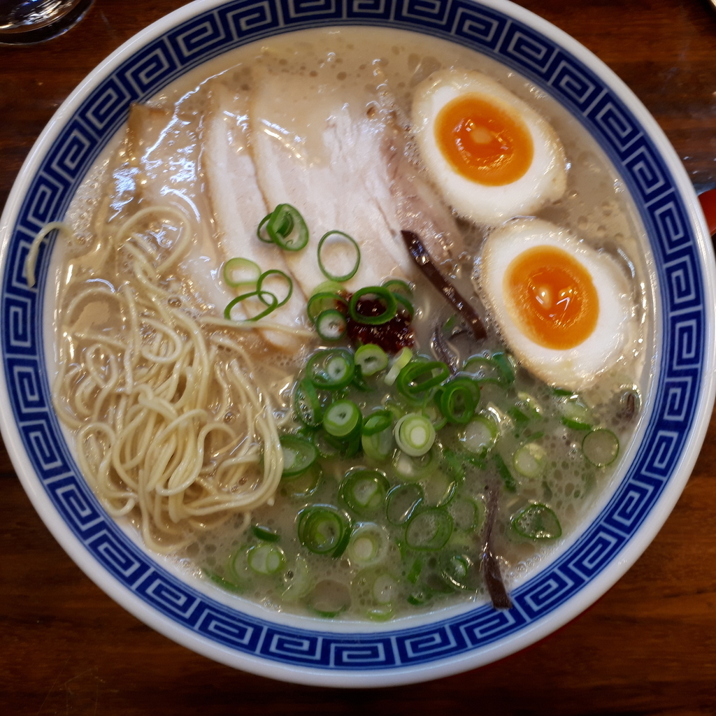 ラーメン虎と龍 東淀川駅前店 久留米の龍