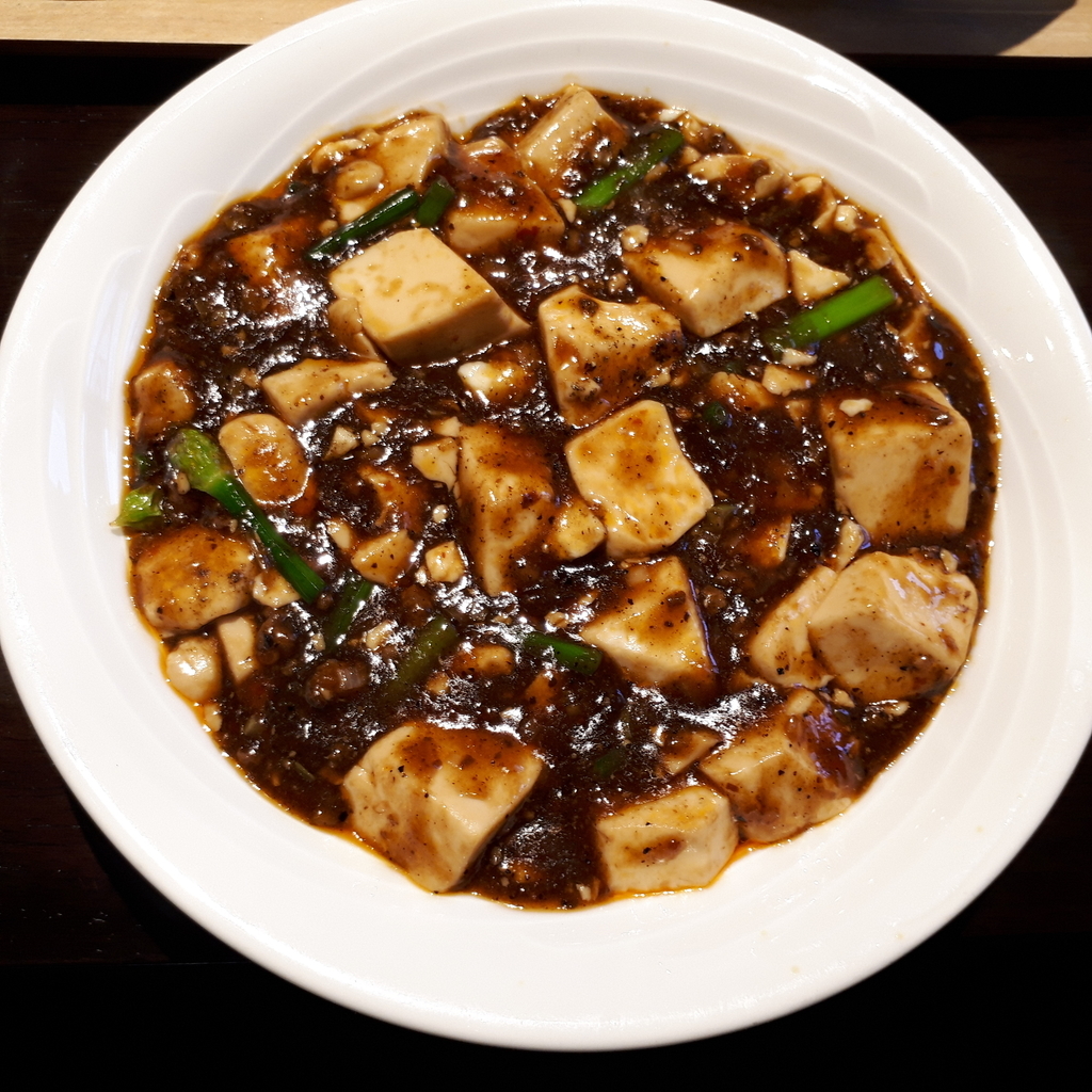 紅海月 ハーフ&ハーフランチセット 麻婆豆腐