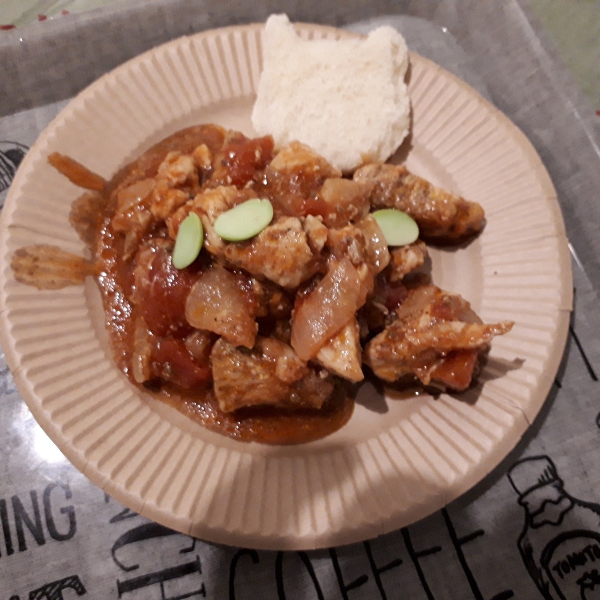gatocurry アジョワンシードとロースとカレーパウダーのとり肉のトマト煮込み