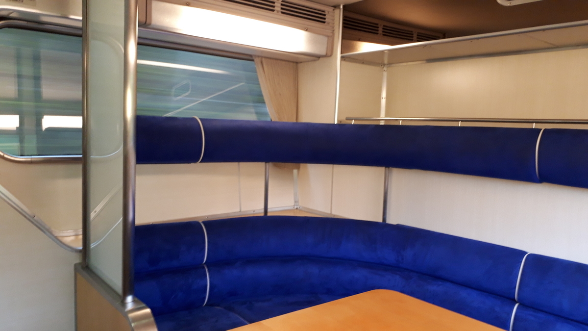 近鉄 ビスタカー 30000系 2階建て車両 階下席 1階席