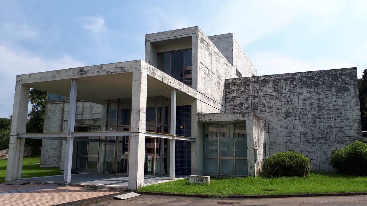 岩崎美術館 工芸館