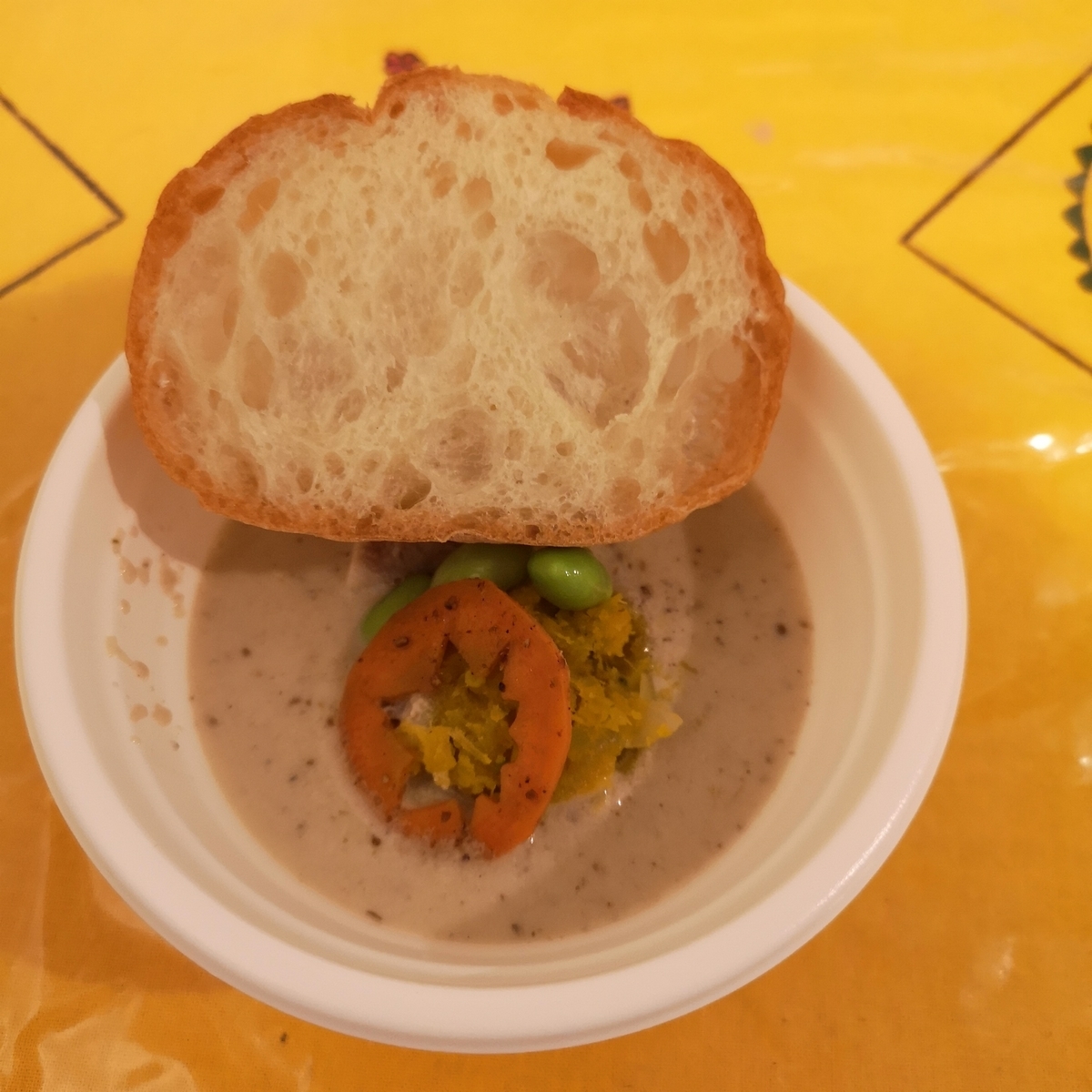 ek chammach 白いCURRYコルマ