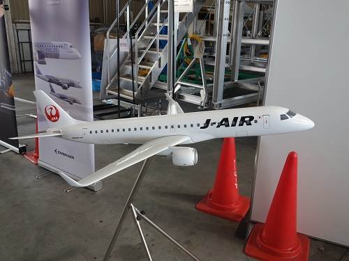 JAIR エンブラエルE190 1/200 飛行機模型 JAIR エンブラエルE190 1/200 飛行機模型（飛機館Airshop-桃機二