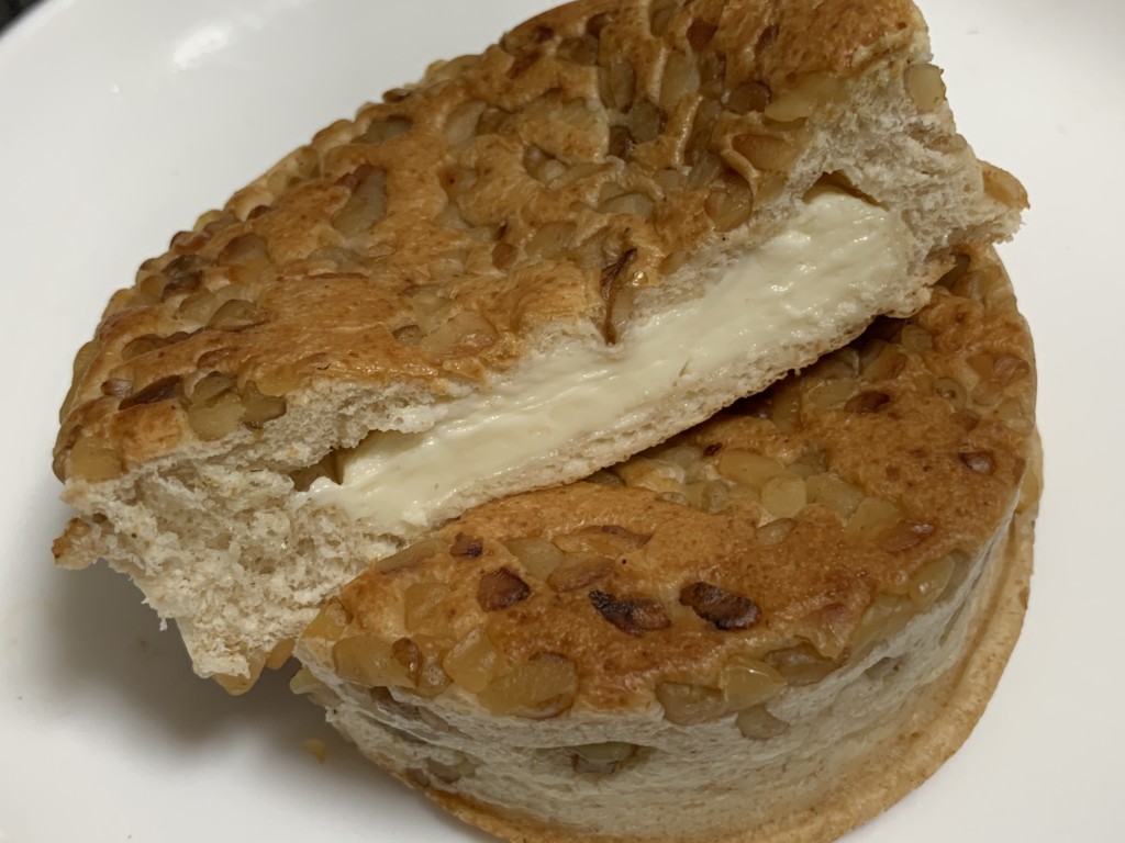 ローソンマチノパンくるみカマン
