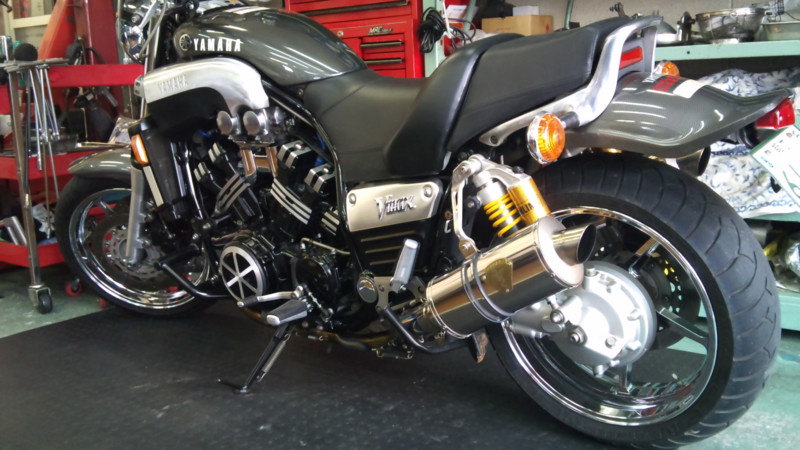 Suzuki v max