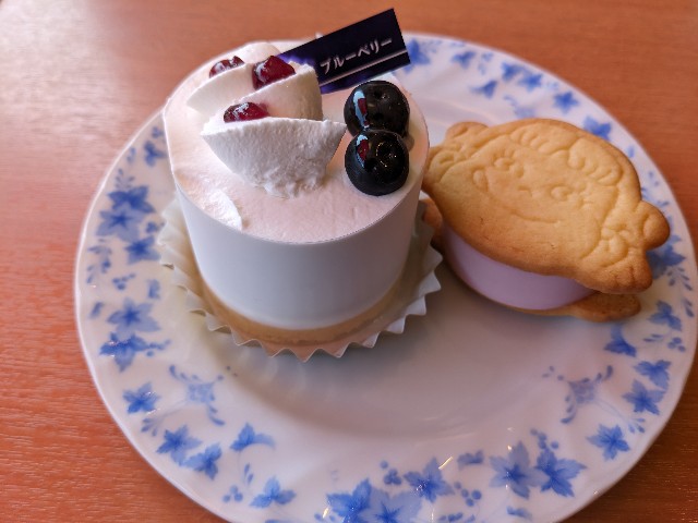 2023/7/23 不二家ｼｮｰﾄｹｰｷの宝石箱 - mk-walker's diary