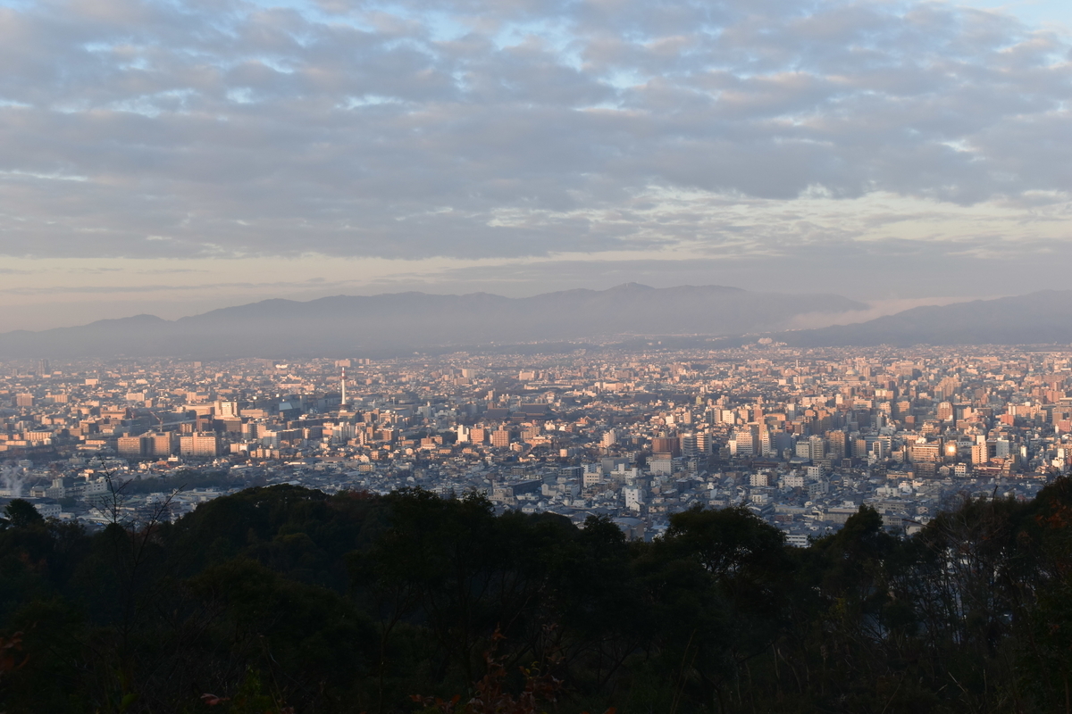 東山山頂公園の初日の出